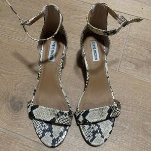 Steve Madden Snake Skin Irenee Sandals